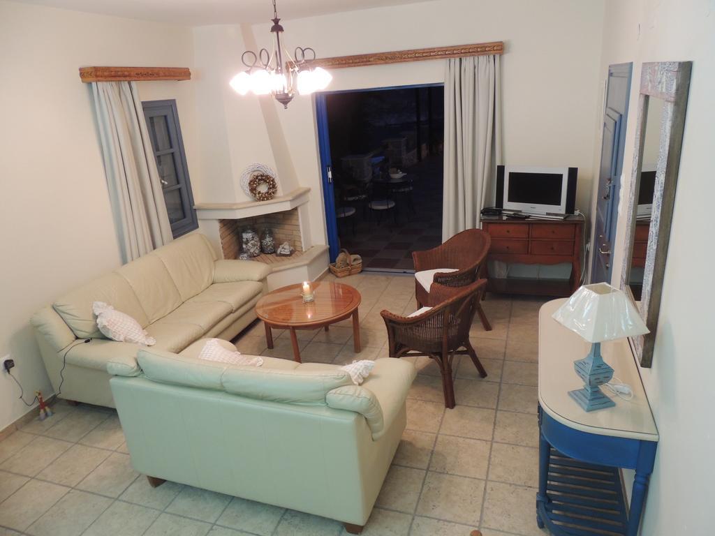 Marouso Villa Panormos  Exterior photo